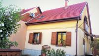 Nárcisz Vendégház 2 - B&B