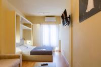 Zimmer mit Queensize-Bett und Balkon