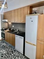 City Break-Quiet House with Private Patio - Bed and Breakfast Torres Vedras