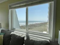 B&B Myrtle Beach - *2br OCEANFRONT RETREAT*KING Ensuite*Pool*NMB Cherry Grove*Pc4 - Bed and Breakfast Myrtle Beach