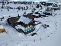 Trollvang, hytte med pool og sauna - Ferienwohnung Dovreskogen