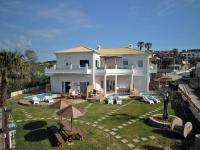 Margarita's Luxury Suites - B&B Agios Stéfanos Avliotón