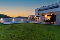 Bunica Spring Villa - Chambres d’hôtes