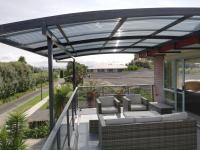 B&B Waihi Beach - Tuis Nest - Bowentown Holiday Home - Bed and Breakfast Waihi Beach