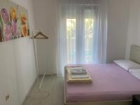Single Room with Shared Bathroom