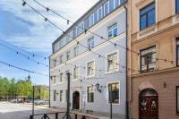 Historic apartment with Wooden floors in the Hearth of Old-town Riga - Chambres d'hôtes Riga