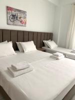 Habitación Triple con balcón