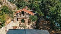 River huts Zrmanja - Bed and Breakfast