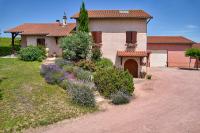 Domaine Gilles Copéret- Artisan-Vigneron- chambres d'hôtes Les Glycines - - Chambres d'hôtes Régny