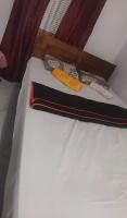 Chambre Double ou Lits Jumeaux avec Salle de Bains Commune