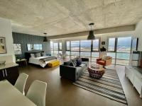 B&B San Juan - KASA Skyview Luxury Loft Style 15th floor Condo - Bed and Breakfast San Juan