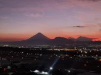 B&B Guatemala - Amazing Volcano Views in front of airport - Bed and Breakfast Guatemala