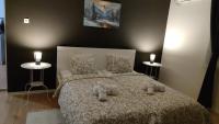 4 STARS APARTMENTS Near Airport - B&B