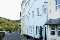 Shipwrights - Views across the Marina and River Dart, perfect bolthole - B&B Kingswear