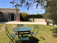Adorable Gîte (10mn Uzès) - B&B Collias