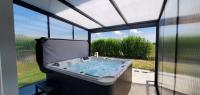 ESPLANADE HOME Private SPA Jacuzzi Sauna Parking, Colmar - B&B Muntzenheim