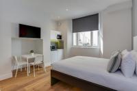Lower Ground Floor Deluxe Studio