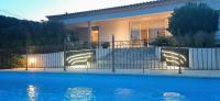Villa Jasmin Regusse - B&B