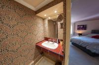 3, The Dolphin, 49 Quay Street - Stunning apartment - Quintessential - Quay views - Sleeps 2-4 people - Chambres d'hôtes Newport