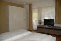 Apartment mit 2 Schlafzimmern und Balkon