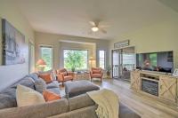 B&B North Myrtle Beach - North Myrtle Beach Condo with Golf Course Views - Bed and Breakfast North Myrtle Beach