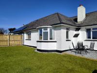 Trevose, sea views - B&B