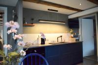 The Hans Apartment - cosy and special - B&B Klaksvík