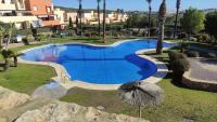 Luminoso y tranquilo apartamento con jardin en campo de Golf Valle del Este - Chambres d'hôtes Vera