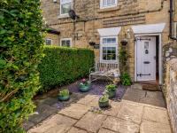 B&B Wetherby - Snowdrop Cottage - Bed and Breakfast Wetherby