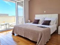 Deluxe Suite with Sea View