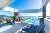 Aion 305 - Duplex compacto de luxo - 50 metros do mar! - B&B Bombinhas