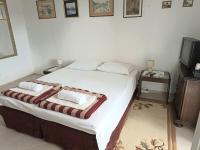 B&B Meljine - Guesthouse Ljilja - apartment with balcony 2 - Bed and Breakfast Meljine