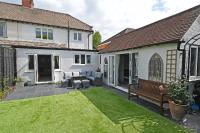 B&B Stratford-upon-Avon - Central Townhouse with FREE onsite EV parking - Bed and Breakfast Stratford-upon-Avon