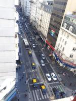 4 Ventanales sobre la Avenida Corrientes - B&B Buenos Aires