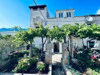 Jakov Apartments - Bed and Breakfast Orebić