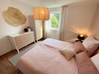 B&B Friedrichshafen - Ferienwohnung Ptit Monde - Bed and Breakfast Friedrichshafen