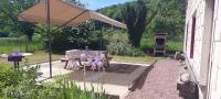 B&B Saint-Bresson - Ferme De La Grange Du Bas - Bed and Breakfast Saint-Bresson