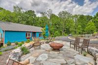 B&B Asheville - First-Floor Asheville Apartment with Fire Pit! - Bed and Breakfast Asheville