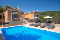 Aloni Villas Sea View - B&B
