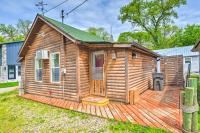 Historic Cabin Retreat Steps to Okoboji Lake - B&B Arnolds Park