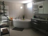 Studio indépendant de 32 m² dans les oliviers - B&B Belgentier