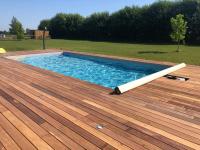 Logement neuf avec jardin privé 4 couchages et Jacuzzi - B&B Les Iffs