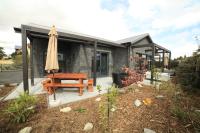 Black Stilt Retreat, STUNNING luxury property - B&B Twizel