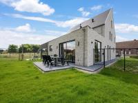 B&B Ronse - Modern holiday home in Ronse with garden - Bed and Breakfast Ronse