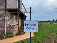 Protea Loft - Romantic stay - No Load shedding - B&B