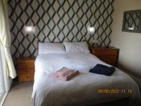 Sefton Lodge SEAFRONT ,PANORAMIC SEA VIEW ENSUITE BALCONY ROOMS AVAILABLE, GUEST GARDEN - Ferienwohnung Paignton