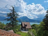 Petit studio vue lac / La Talloirdaze - B&B