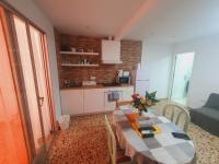 Apartment with Shower