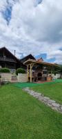 Freemont - Bed and Breakfast Braşov