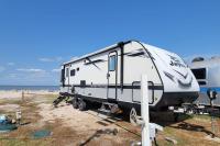 Brand New RV Bay Front - B&B